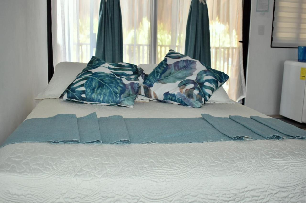Ah Muzenkab Otel El Cuyo Dış mekan fotoğraf
