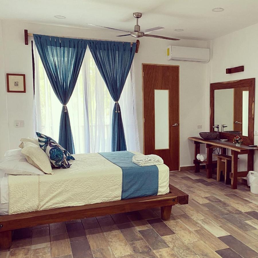 Ah Muzenkab Otel El Cuyo Dış mekan fotoğraf