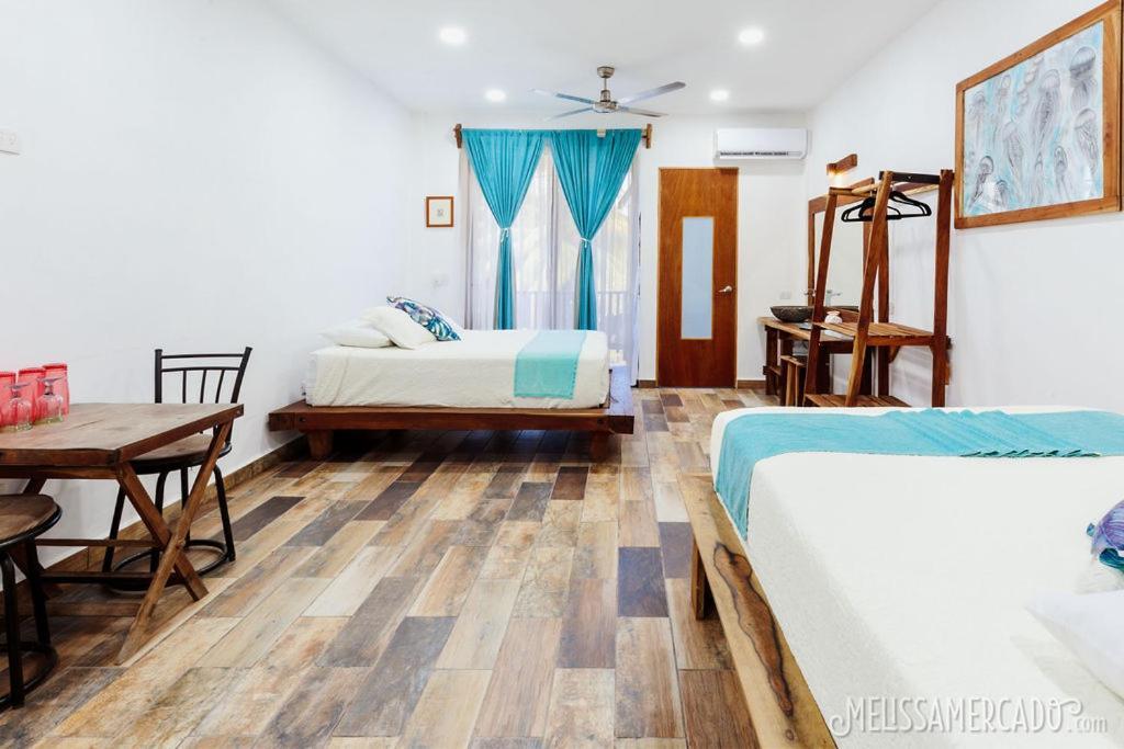 Ah Muzenkab Otel El Cuyo Dış mekan fotoğraf